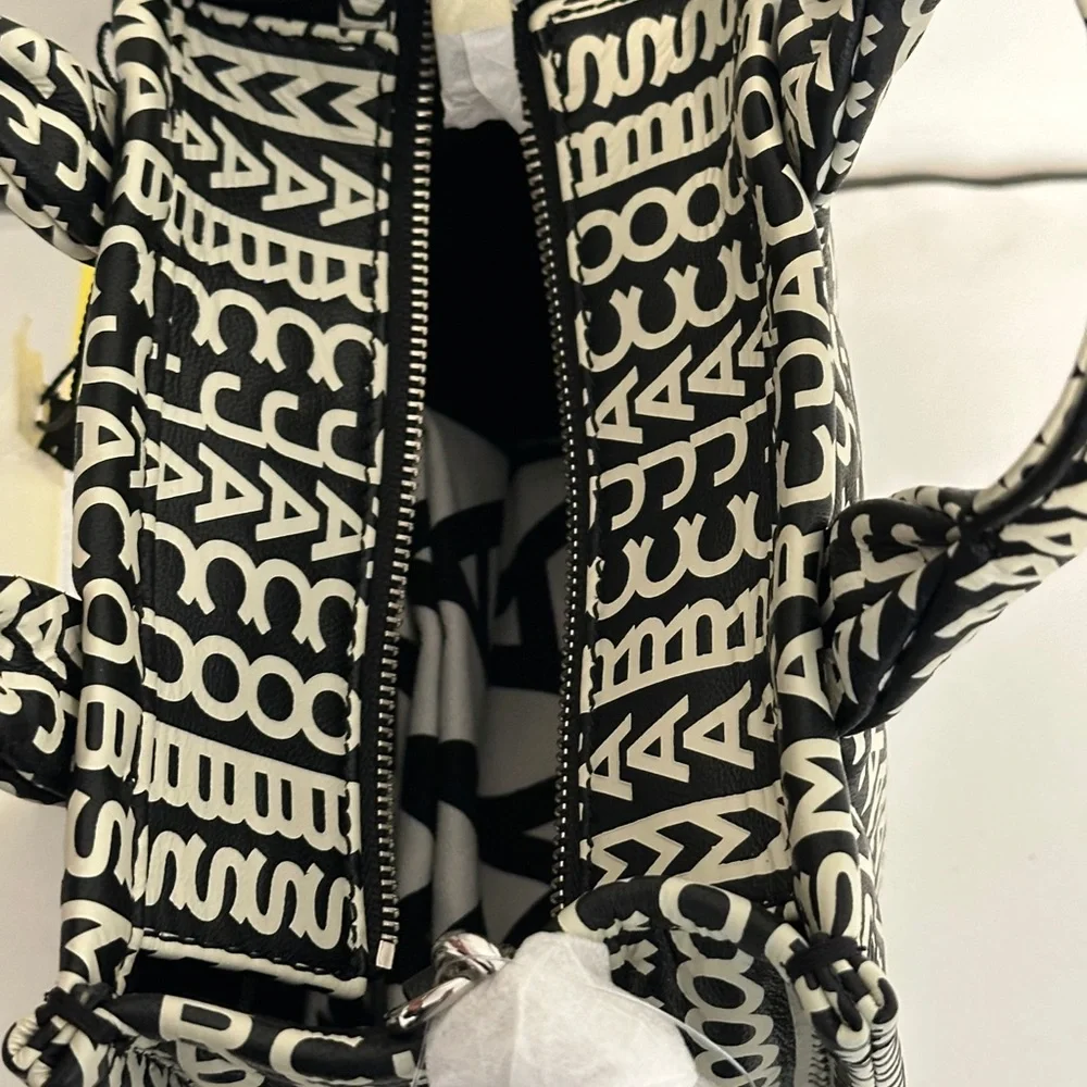 Marc Jacobs The Monogram Leather Crossbody Tote Bag Black/White One Size - Picture 4 of 10